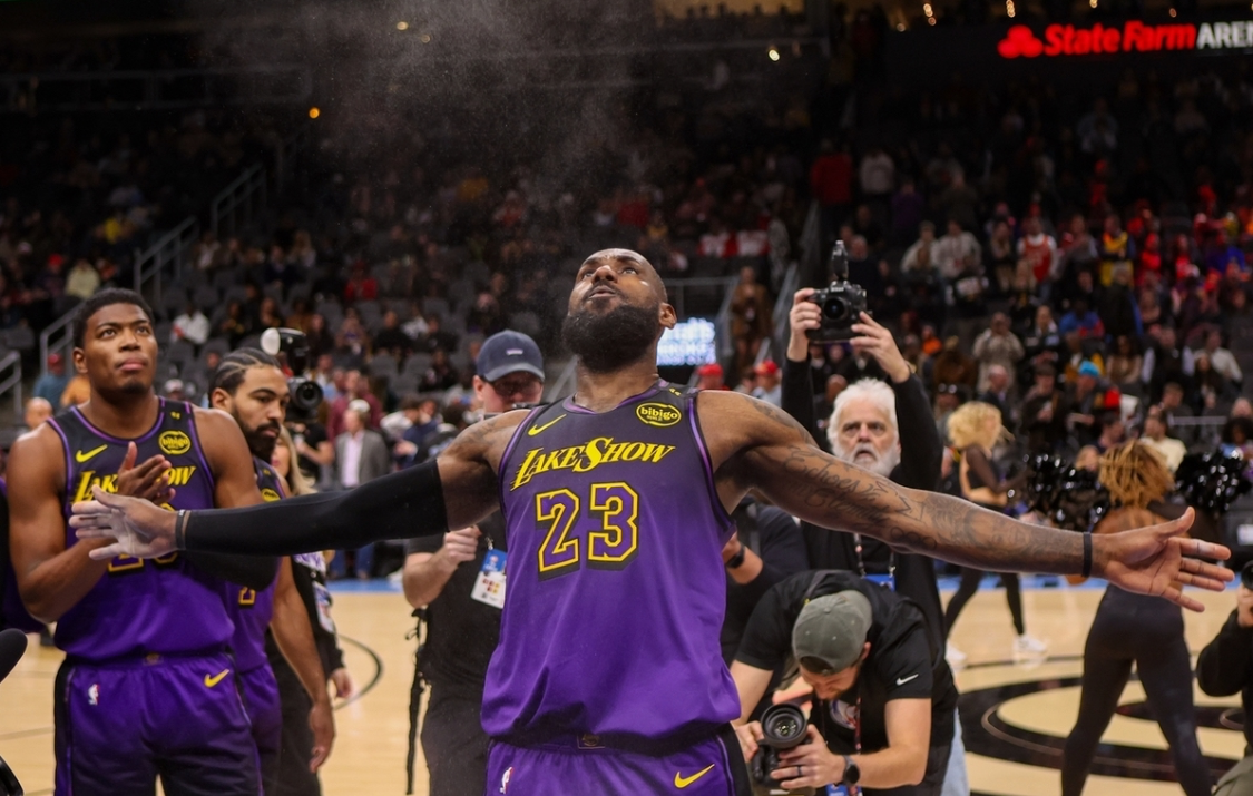 NBA今年十大自由球员：40岁的詹姆斯排名第一！